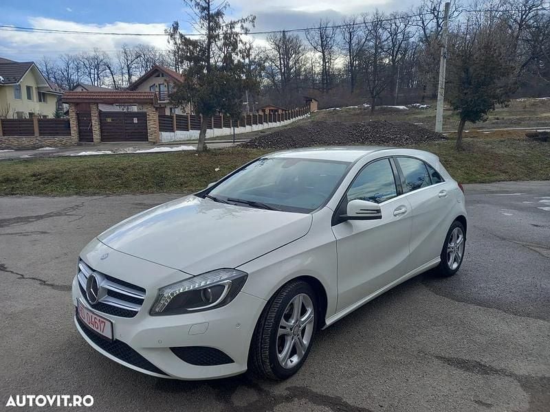 Culoarealb Second-hand 2015 Mercedes A180 Style Hatchback | 8.390 EUR (Super Preț) - Imagine 1/4