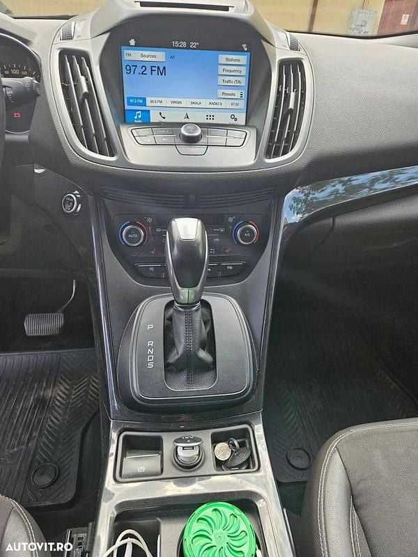 Gri Utilizat 2017 Ford Kuga Titanium SUV | 13.500 EUR (Preț OK) - Imagine 1/4