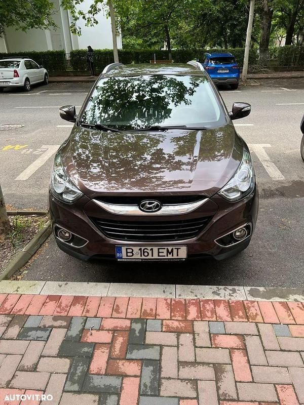 Maro Utilizat 2012 Hyundai ix35 SUV | 10.500 EUR (Puțin scump) - Imagine 1/4