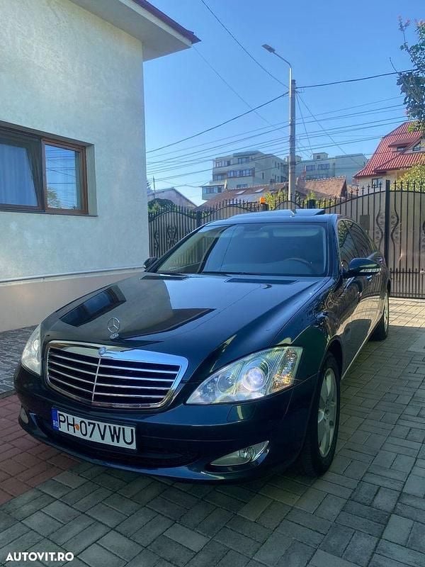 Culoarenegru Utilizat 2005 Mercedes S350 Berlinǎ | 8.500 EUR - Imagine 1/4