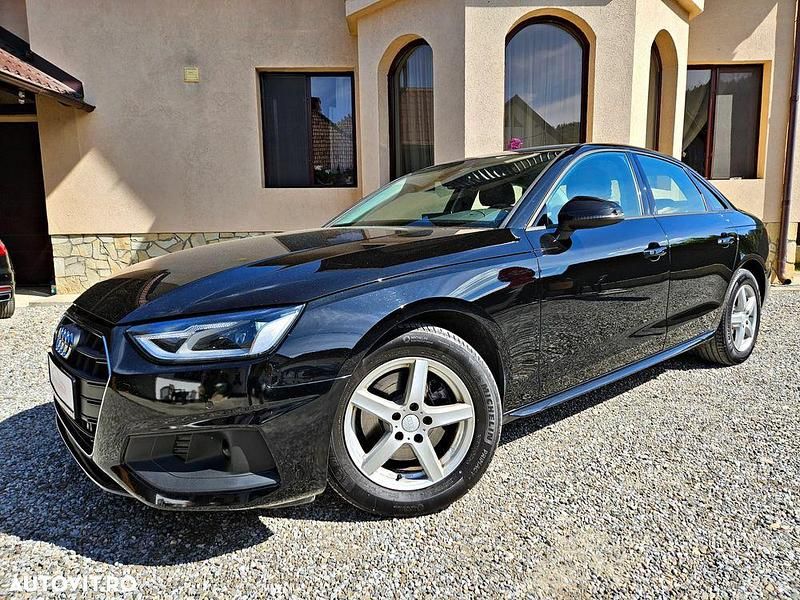 Culoarenegru Utilizat 2024 Audi A4 Berlinǎ | 24.700 EUR (Preț OK) - Imagine 1/4