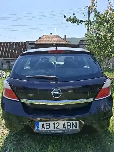 Utilizat 2005 Opel Astra Berlinǎ | 1.700 EUR - Imagine 1/4