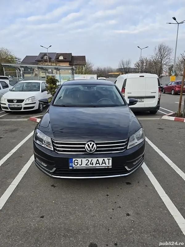 Utilizat 2014 VW Passat Berlinǎ | 7.450 EUR (Super Preț) - Imagine 1/4
