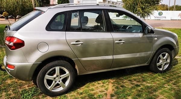 Second-hand Renault Koleos Bose Edition 150 CP (110 kW) 2008 Argintiu SUV