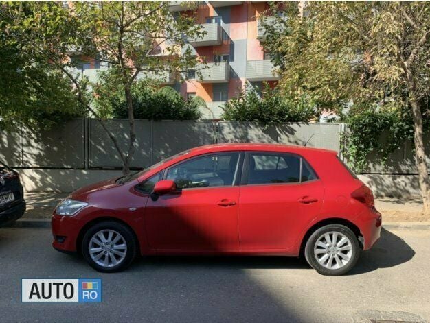 Rosu Utilizat 2008 Toyota Auris Berlinǎ | 5.000 EUR - Imagine 1/4