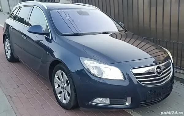 Utilizat 2012 Opel Insignia Break | 2.999 EUR (Super Preț) - Imagine 1/4