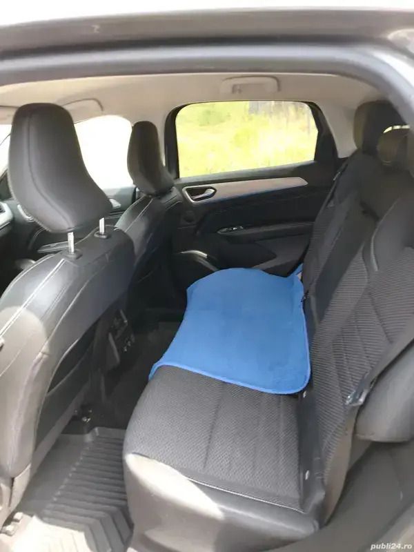 Gri Utilizat 2022 Renault Arkana SUV | 21.000 EUR (Scump) - Imagine 1/4