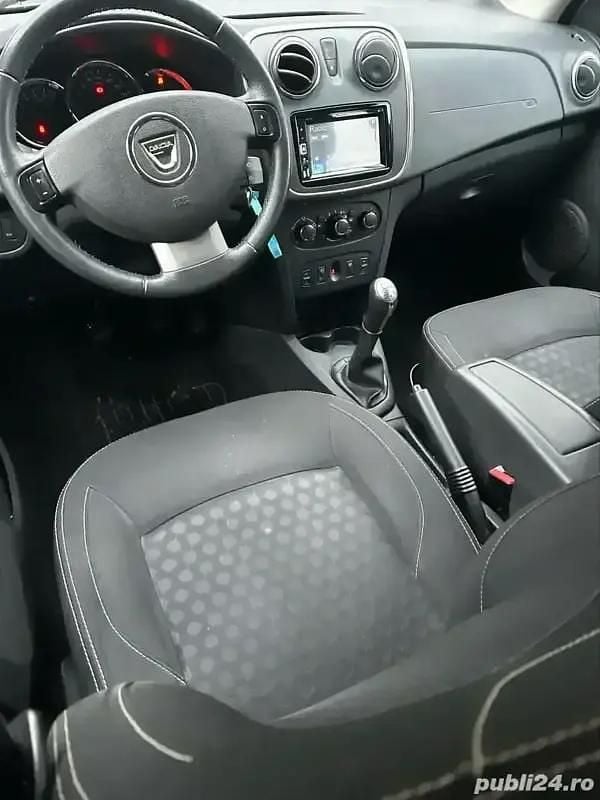 Utilizat 2013 Dacia Logan MCV Prestige Break | 3.500 EUR (Preț OK) - Imagine 1/4