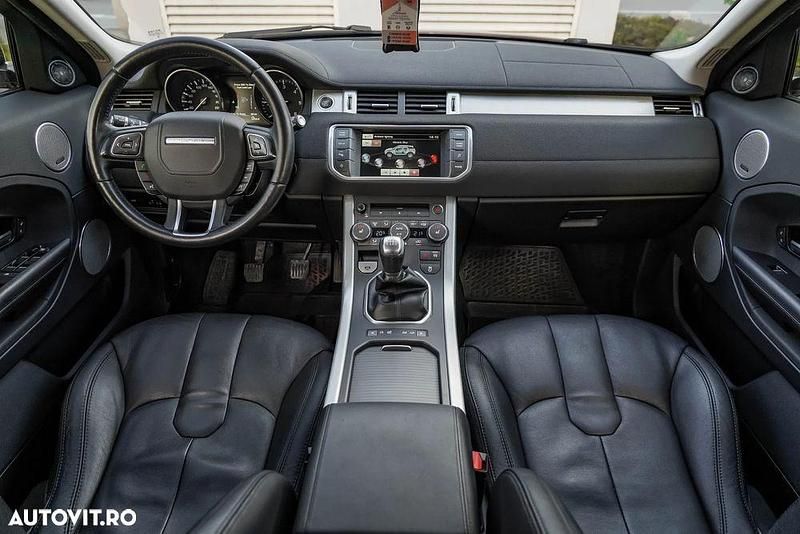 Second-hand Land Rover Range Rover evoque Prestige 190 CP (139 kW) 2015 Culoarerosu SUV