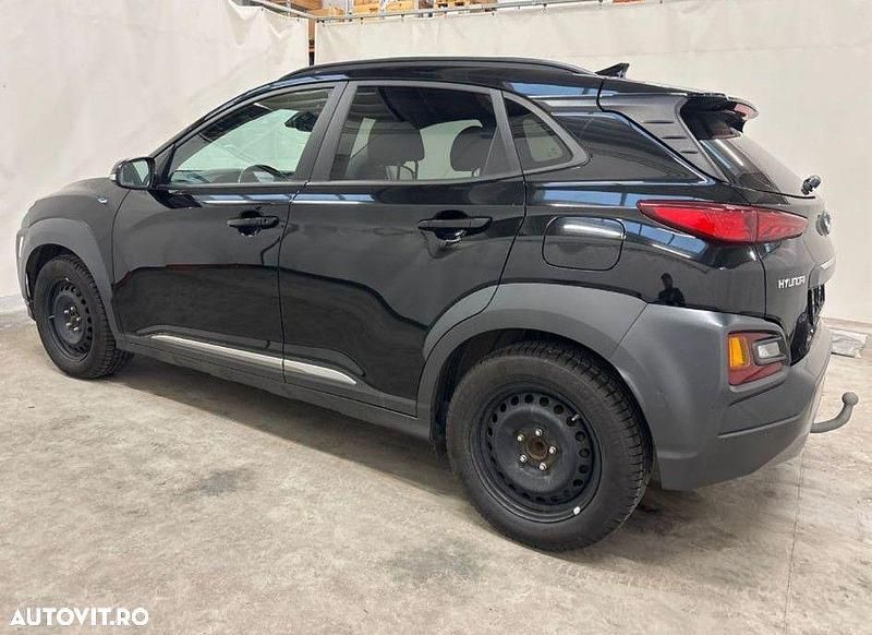 Second-hand Hyundai Kona 105 CP (77 kW) 2020 Culoarenegru SUV