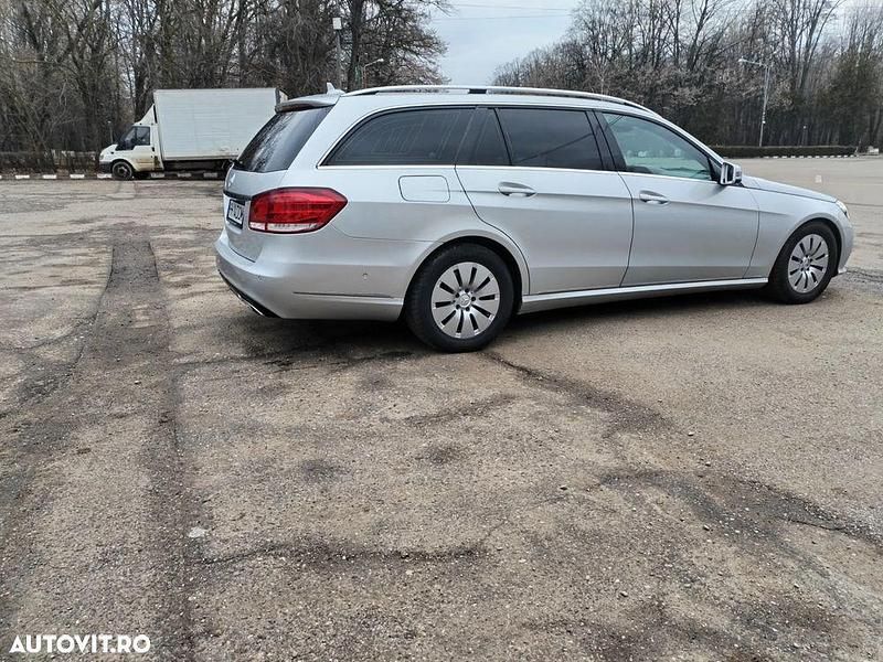 Second-hand Mercedes E200 Elegance 136 CP (100 kW) 2014 Culoaregri Break