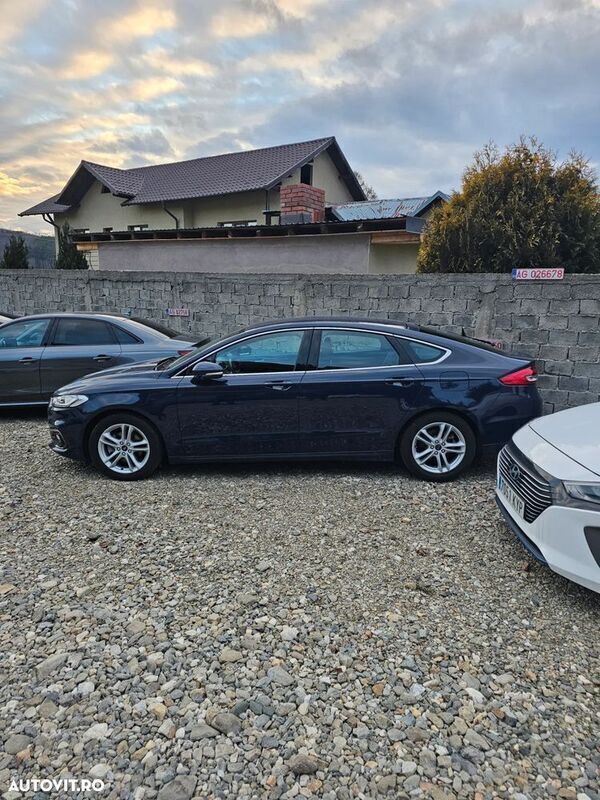 Second-hand Ford Mondeo 165 CP (121 kW) 2020 Alb Berlinǎ