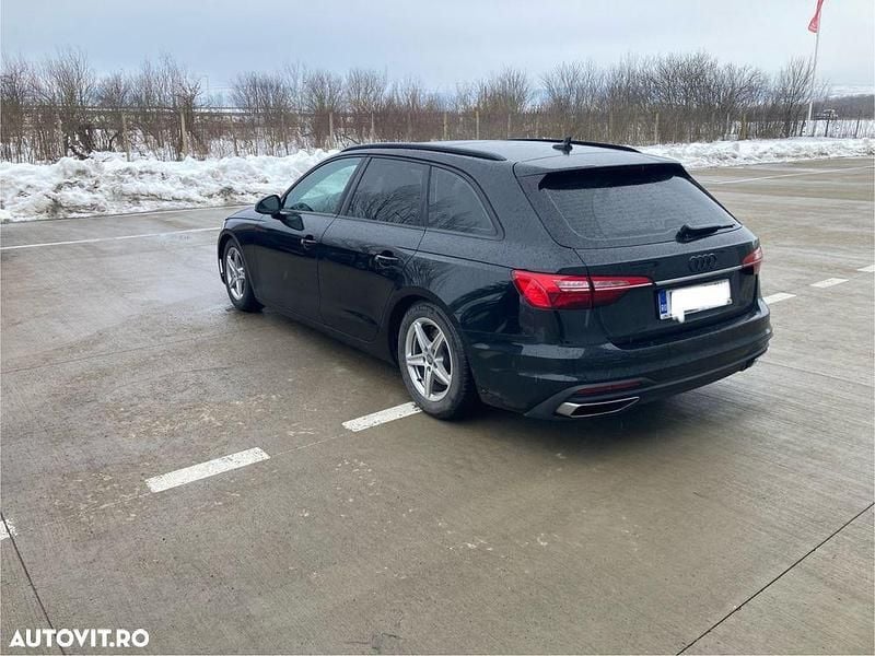 Second-hand Audi A4 Advanced 150 CP (110 kW) 2019 Culoarenegru Break