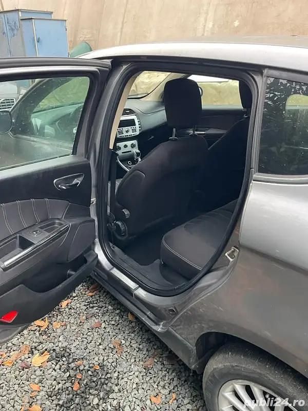 Second-hand Lancia Delta 120 CP (88 kW) 2008 Hatchback