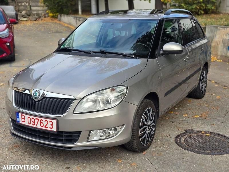 Culoaregalbeuriu Utilizat 2013 Skoda Fabia Elegance Break | 3.990 EUR - Imagine 1/4