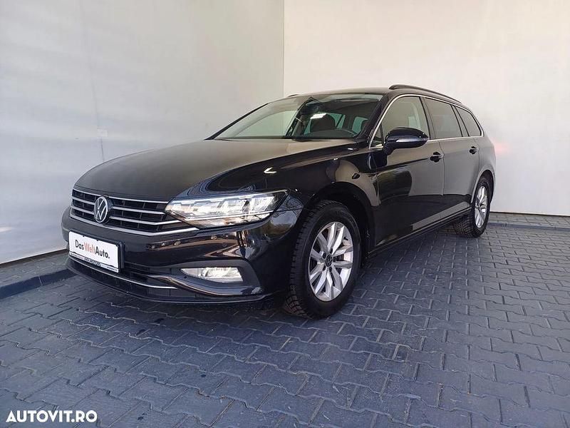 Negru metalic Utilizat 2021 VW Passat Business Break | 22.100 EUR (Puțin scump) - Imagine 1/4