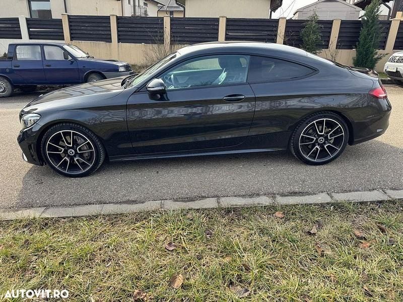 Second-hand Mercedes C300 258 CP (189 kW) 2019 Culoaregri Coupe