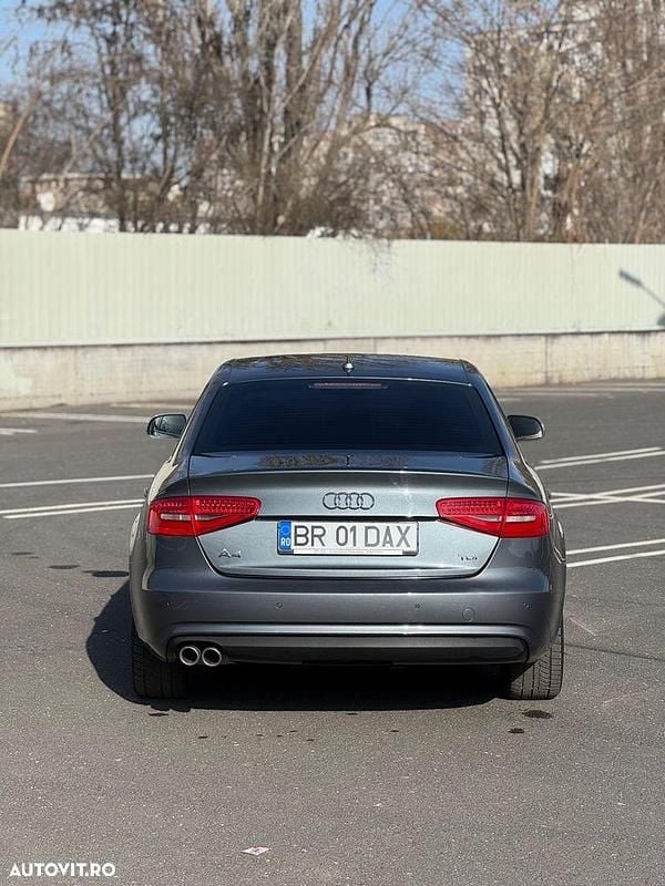 Second-hand Audi A4 143 CP (105 kW) 2015 Culoaregri Berlinǎ
