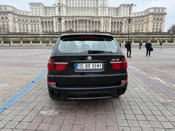Second-hand BMW X5 306 CP (225 kW) 2010 Negru SUV
