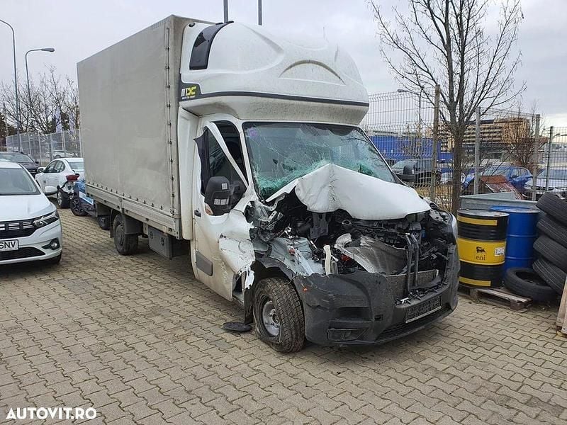 Culoarealb Utilizat 2023 Renault Master Van | 9.650 EUR - Imagine 1/4