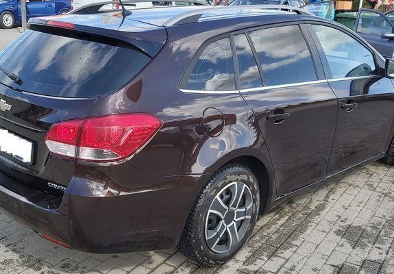 Second-hand Chevrolet Cruze 163 CP (119 kW) 2013 Maro Break
