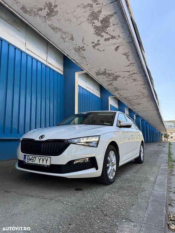 Alb Utilizat 2022 Skoda Scala Style Hatchback | 15.999 EUR (Preț OK) - Imagine 1/4