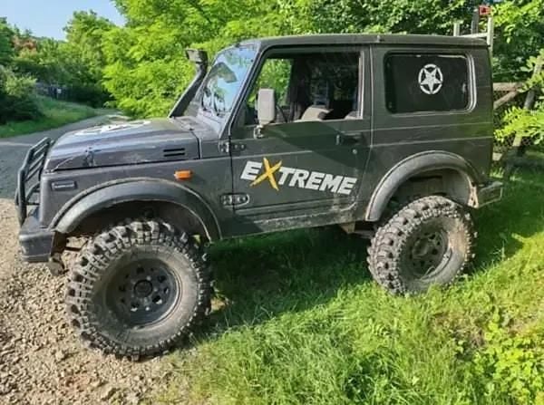 Second-hand Suzuki Samurai 70 CP (51 kW) 1998 SUV