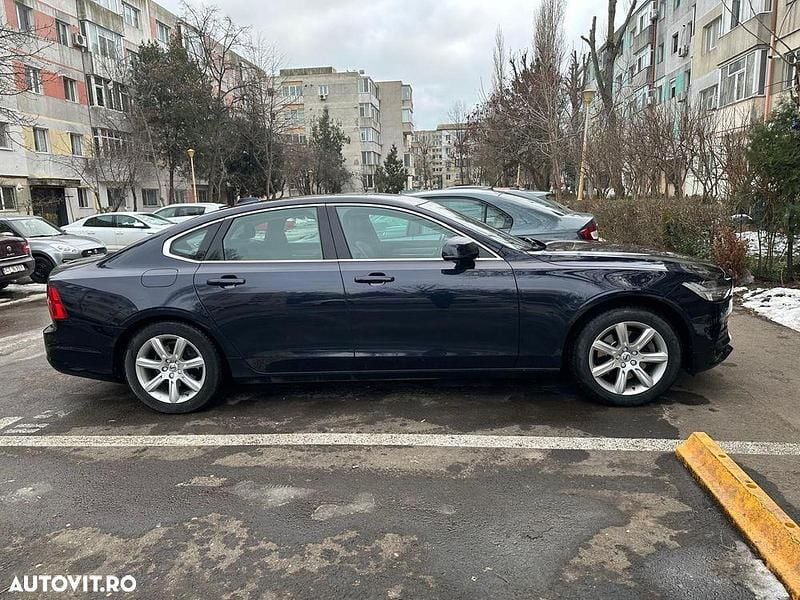 Culoarealbastru Second-hand 2017 Volvo S90 Momentum Berlinǎ | 18.300 EUR (Preț OK) - Imagine 1/4