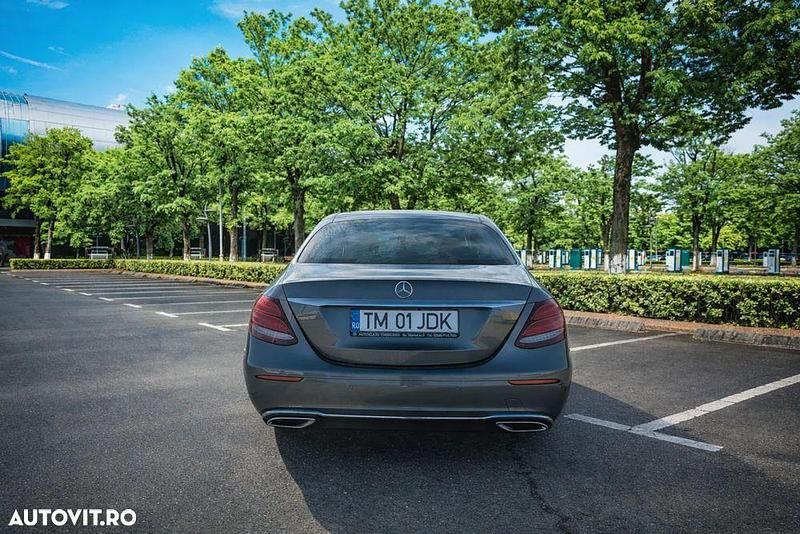 Second-hand Mercedes E220 Avantgarde 194 CP (142 kW) 2017 Culoaregri Berlinǎ
