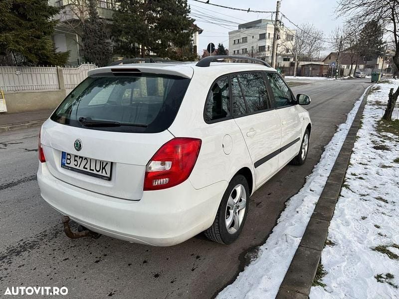 Second-hand Skoda Fabia GreenLine 75 CP (55 kW) 2012 Culoarealb Break