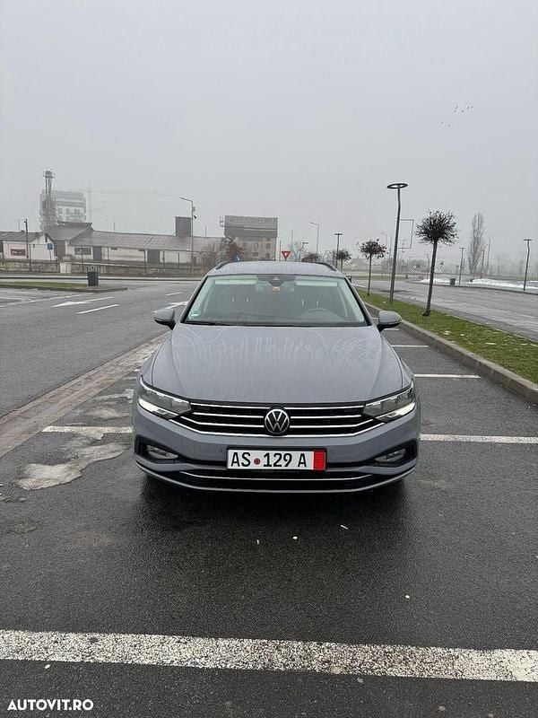 Culoaregri Utilizat 2022 VW Passat Advance Break | 14.700 EUR (Preț bun) - Imagine 1/4