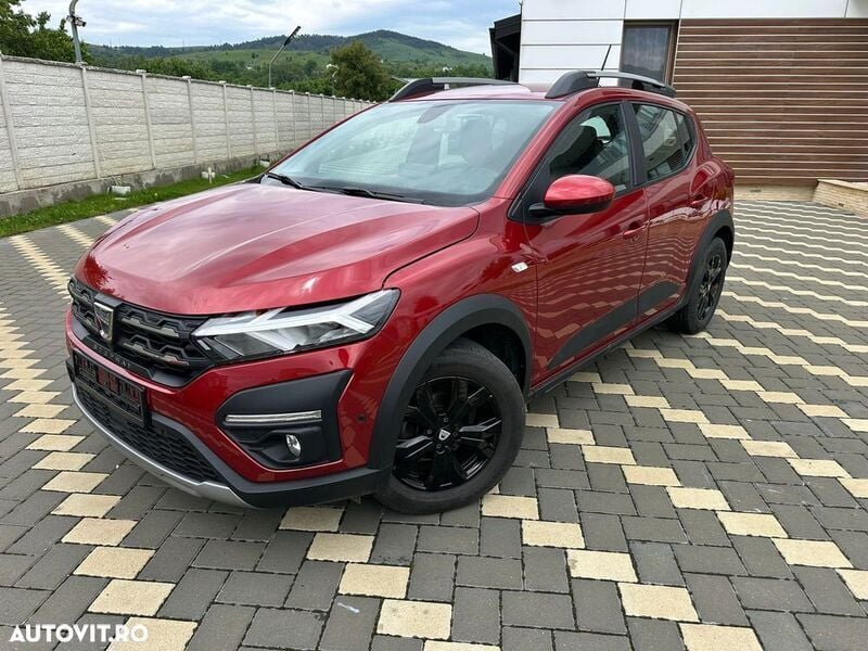 Rosu Utilizat 2022 Dacia Sandero Stepway Hatchback | 8.600 EUR (Super Preț) - Imagine 1/4
