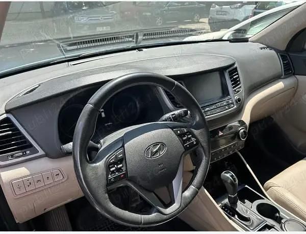 Second-hand Hyundai Tucson 185 CP (136 kW) 2015 Albastru SUV