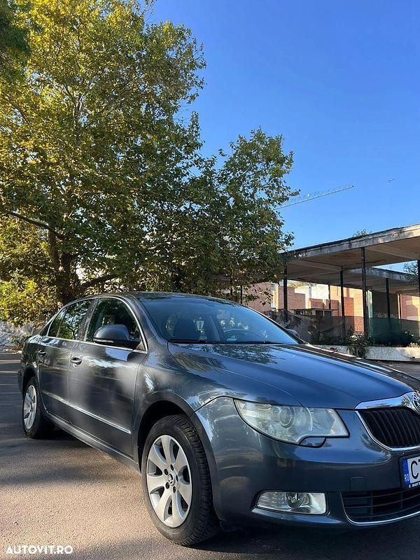Second-hand Skoda Superb Ambition 140 CP (102 kW) 2009 Culoaregri Berlinǎ