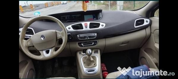 Second-hand Renault Grand Scénic III 110 CP (80 kW) 2010 Monovolum