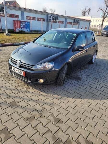 Negru Second-hand 2011 VW Golf VI Hatchback | 4.350 EUR (Preț bun) - Imagine 1/4