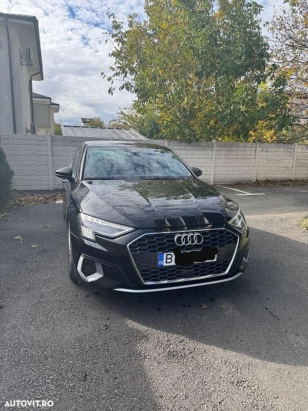 Culoarenegru Utilizat 2021 Audi A3 Berlinǎ | 22.990 EUR (Puțin scump) - Imagine 1/4
