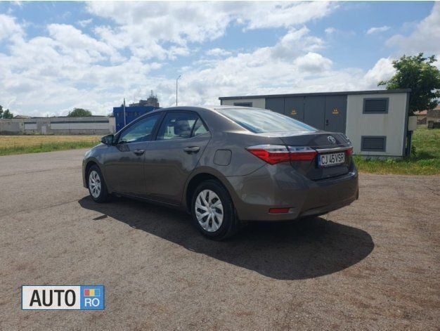 Second-hand Toyota Corolla 130 CP (95 kW) 2018 Maro Berlinǎ