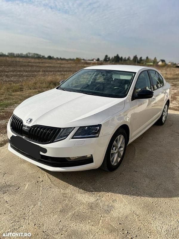 Second-hand Skoda Octavia Ambition 150 CP (110 kW) 2019 Culoarealb Berlinǎ
