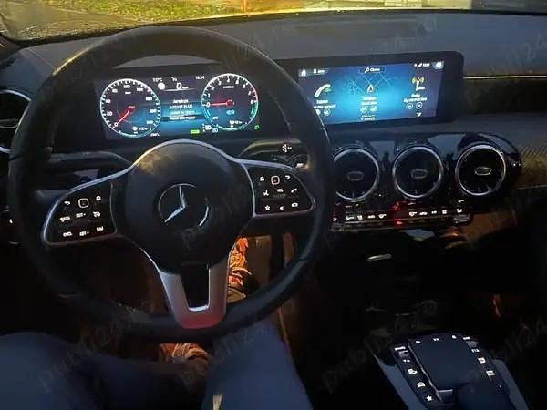 Second-hand Mercedes A250 218 CP (160 kW) 2022 Gri Berlinǎ