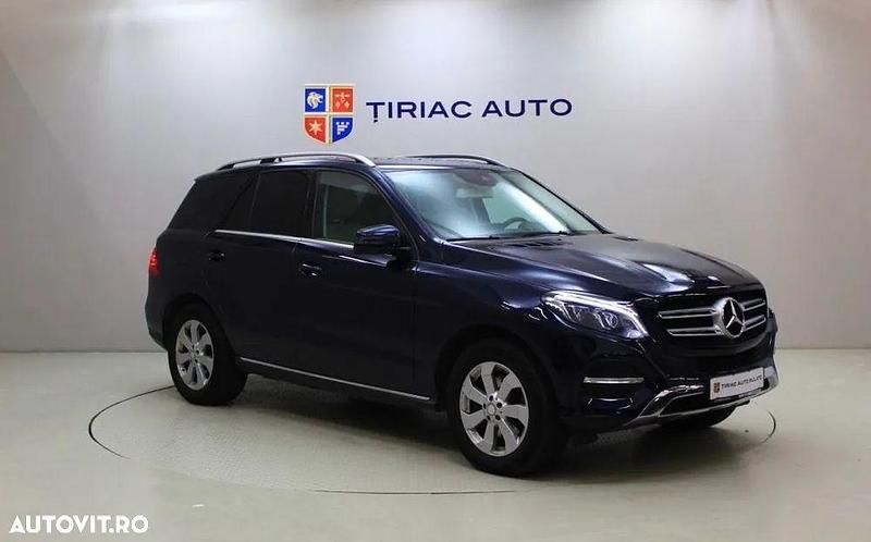 Culoarealbastru Utilizat 2016 Mercedes GLE350 SUV | 29.900 EUR (Preț OK) - Imagine 1/4