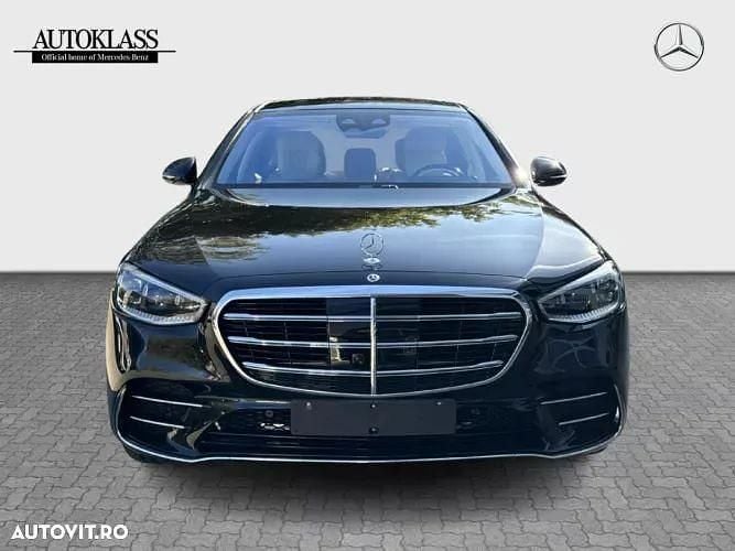 Second-hand Mercedes S500 435 CP (319 kW) 2023 Negru Berlinǎ