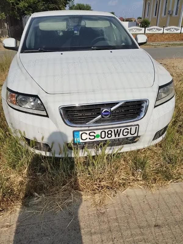 Utilizat 2007 Volvo V50 Break | 1.800 EUR (Preț bun) - Imagine 1/4