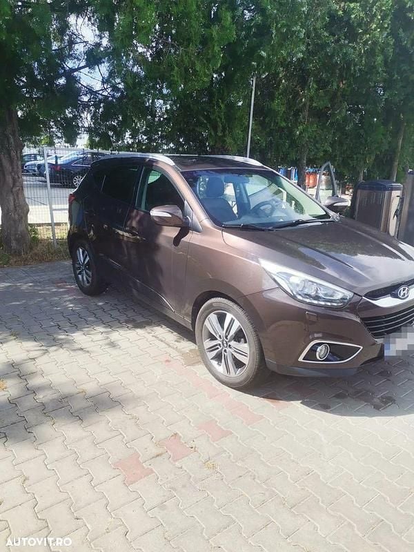 Culoaremaro Utilizat 2014 Hyundai ix35 Style SUV | 10.800 EUR (Preț OK) - Imagine 1/4