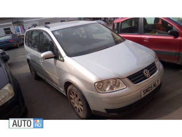 Utilizat 2005 VW Touran Monovolum | 1.390 EUR (Super Preț) - Imagine 1/4