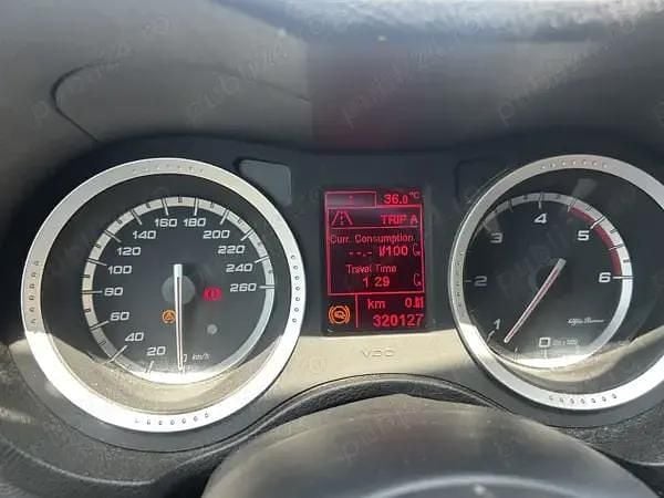 Utilizat 2009 Alfa Romeo 159 Hatchback | 1.800 EUR - Imagine 1/4