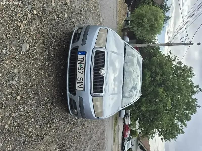 Utilizat 2004 Skoda Fabia Break | 950 EUR (Preț OK) - Imagine 1/4