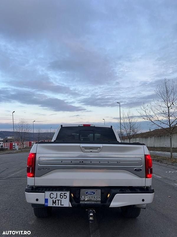 Second-hand Ford F-150 400 CP (294 kW) 2017 Culoarealb Pickup