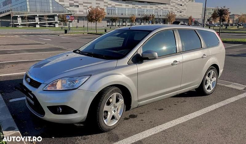 Argint Utilizat 2010 Ford Focus Ambiente Break | 3.800 EUR (Puțin scump) - Imagine 1/4