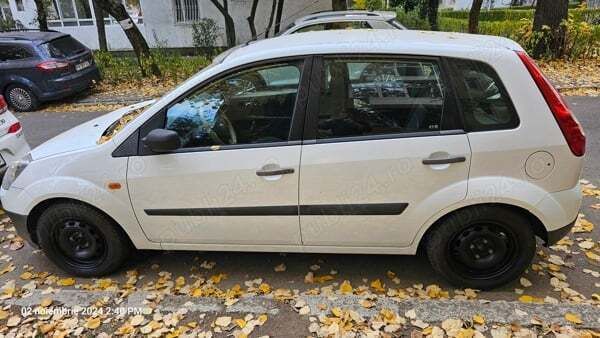Utilizat 2008 Ford Fiesta Hatchback | 1.750 EUR (Preț bun) - Imagine 1/4